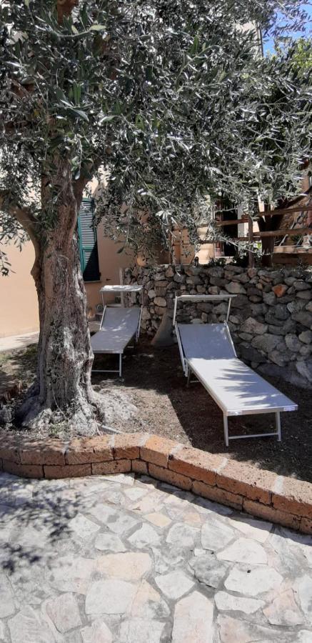 Appartamento Ulivo Finale Ligure Exterior photo