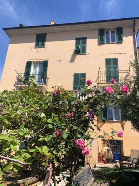 Appartamento Ulivo Finale Ligure Exterior photo